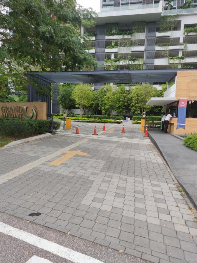 Kumkum Homestay 3 Bedroom Suite 누사자야 외부 사진